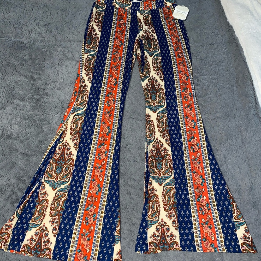 NEW Altar’d State flare pants 💗